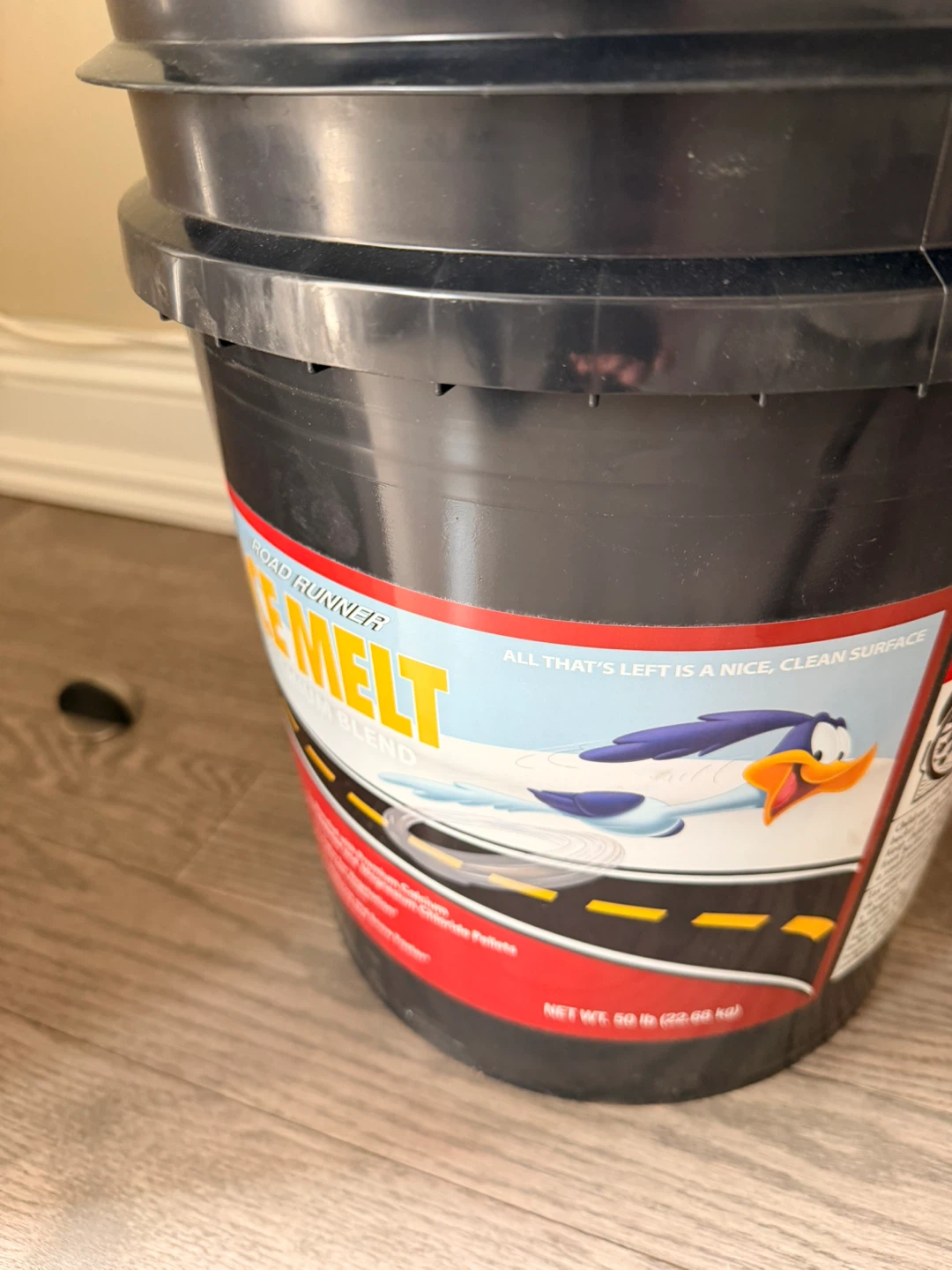 Road Runner Ice Melt Premium Blend - 50 lb Bucket - photo 2