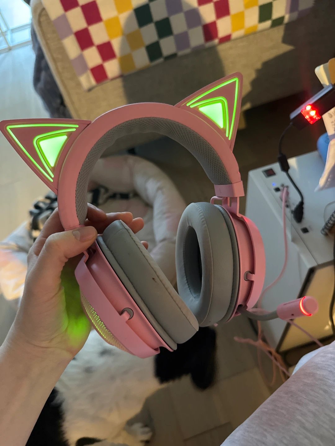 Used Razer Kraken Pink Kitty PC Ear Headphones - photo 4