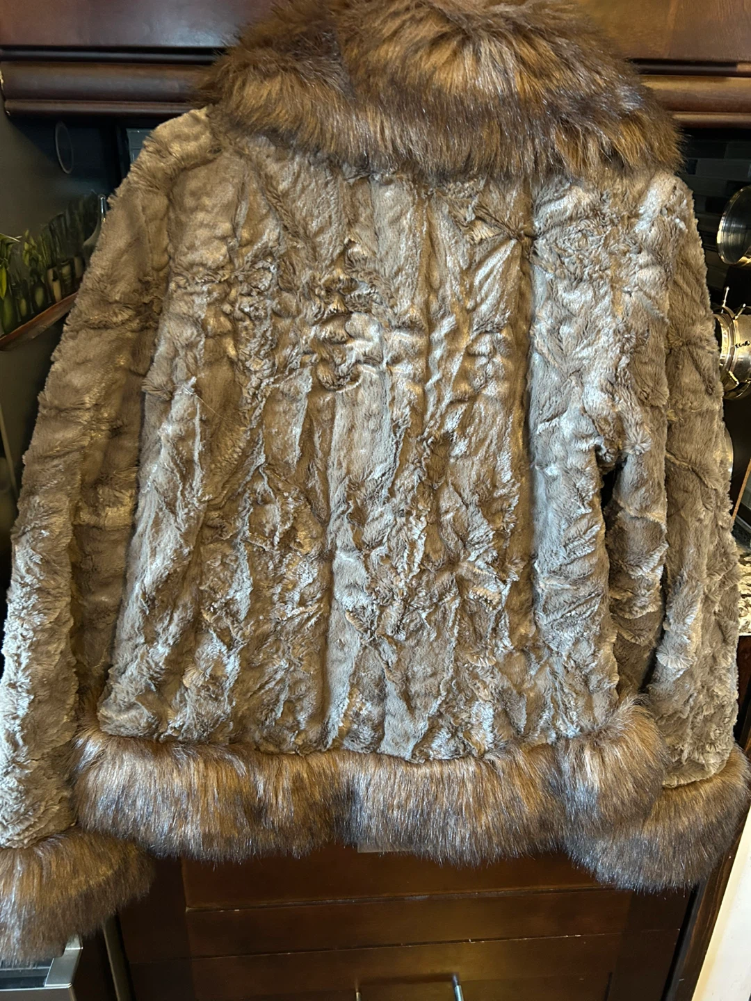 LAYAVI Faux Fur Coat - photo 3