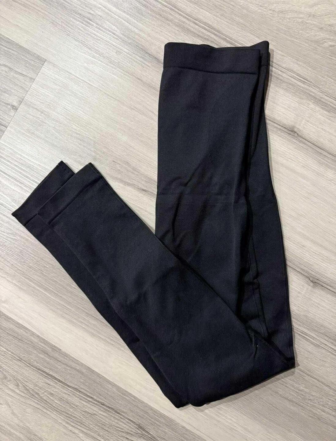 Empetua High-Waisted Shaping Leggings - Black, Size M