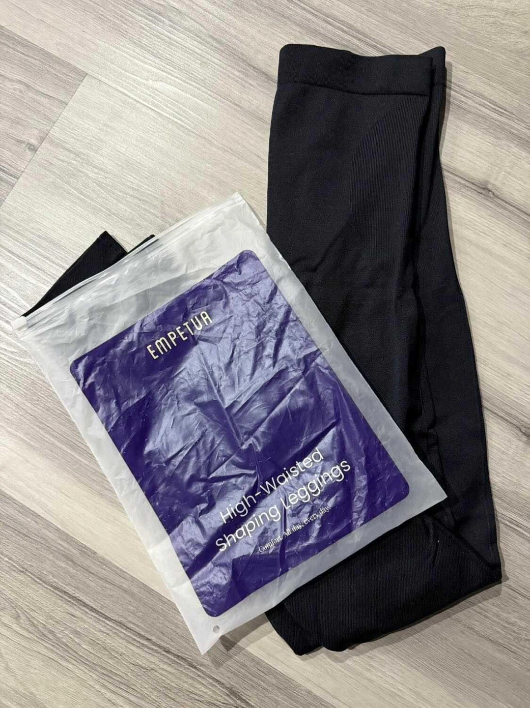 Empetua High-Waisted Shaping Leggings - Black, Size M - photo 4