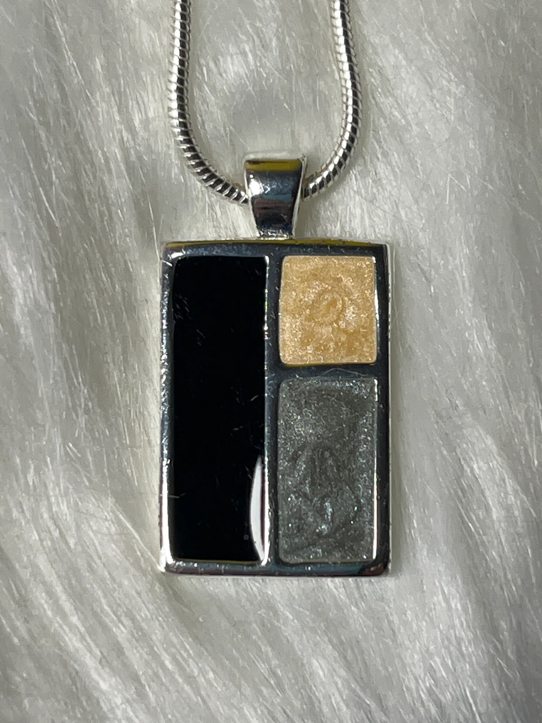 Silver-tone Pendant Necklace with Geometric Inlay - photo 3