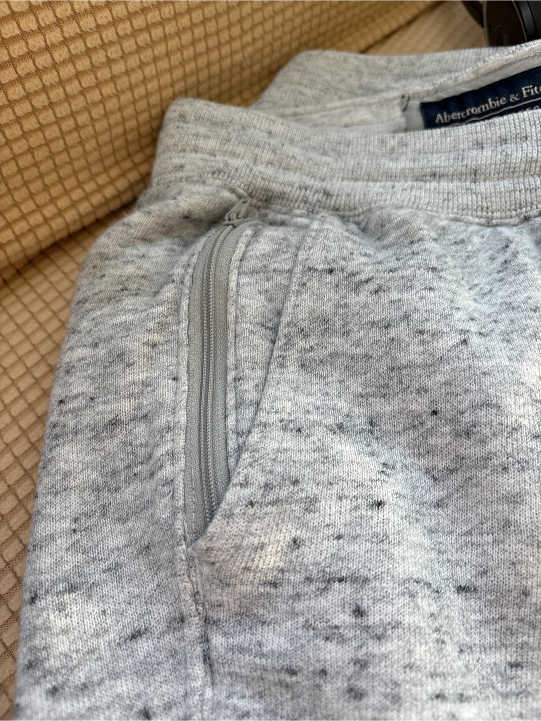 Men’s Abercrombie & Fitch Soft A&F Fleece Jogger Pants - Size S - photo 3