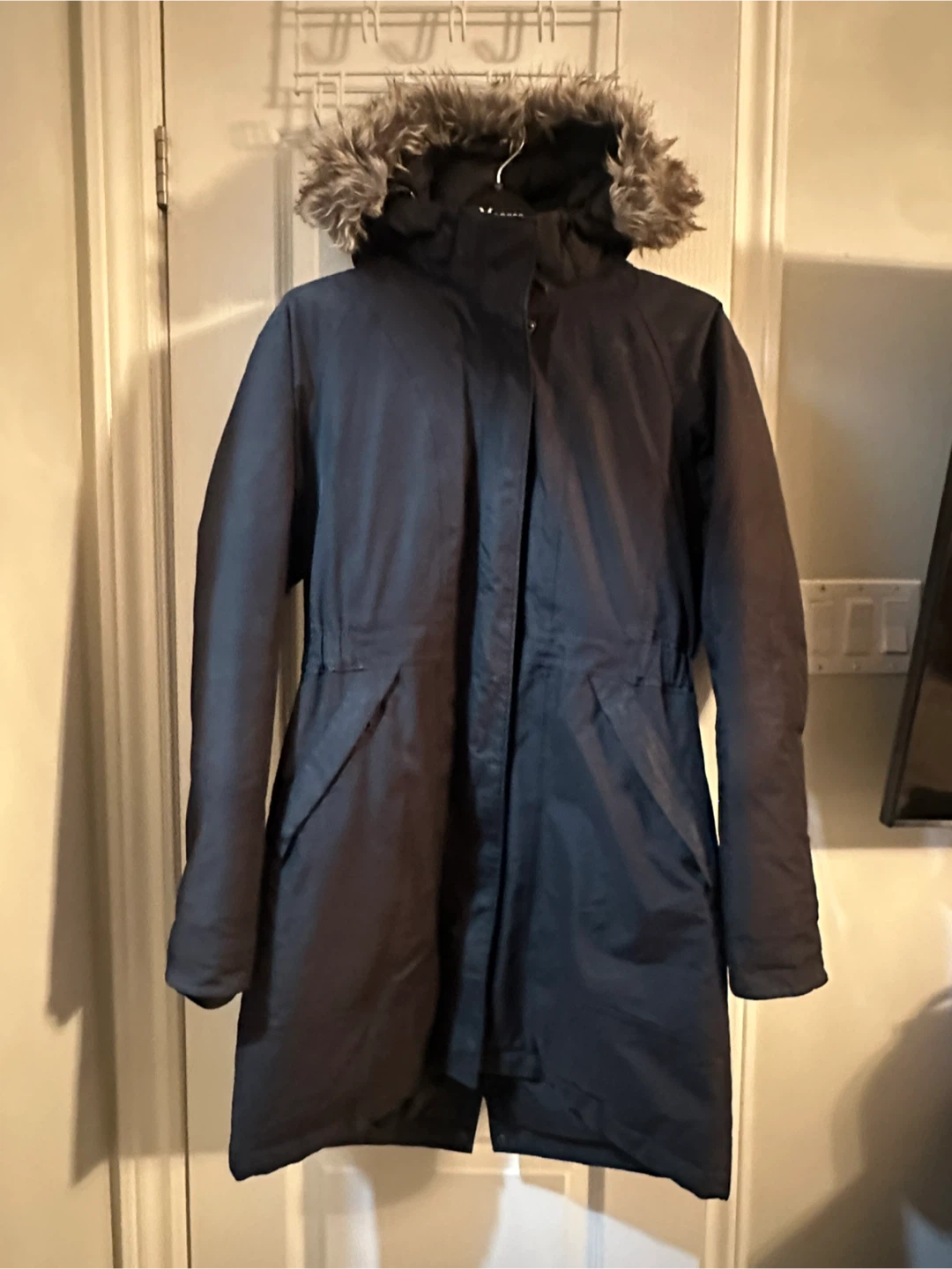 Women North Face Parka (Large)