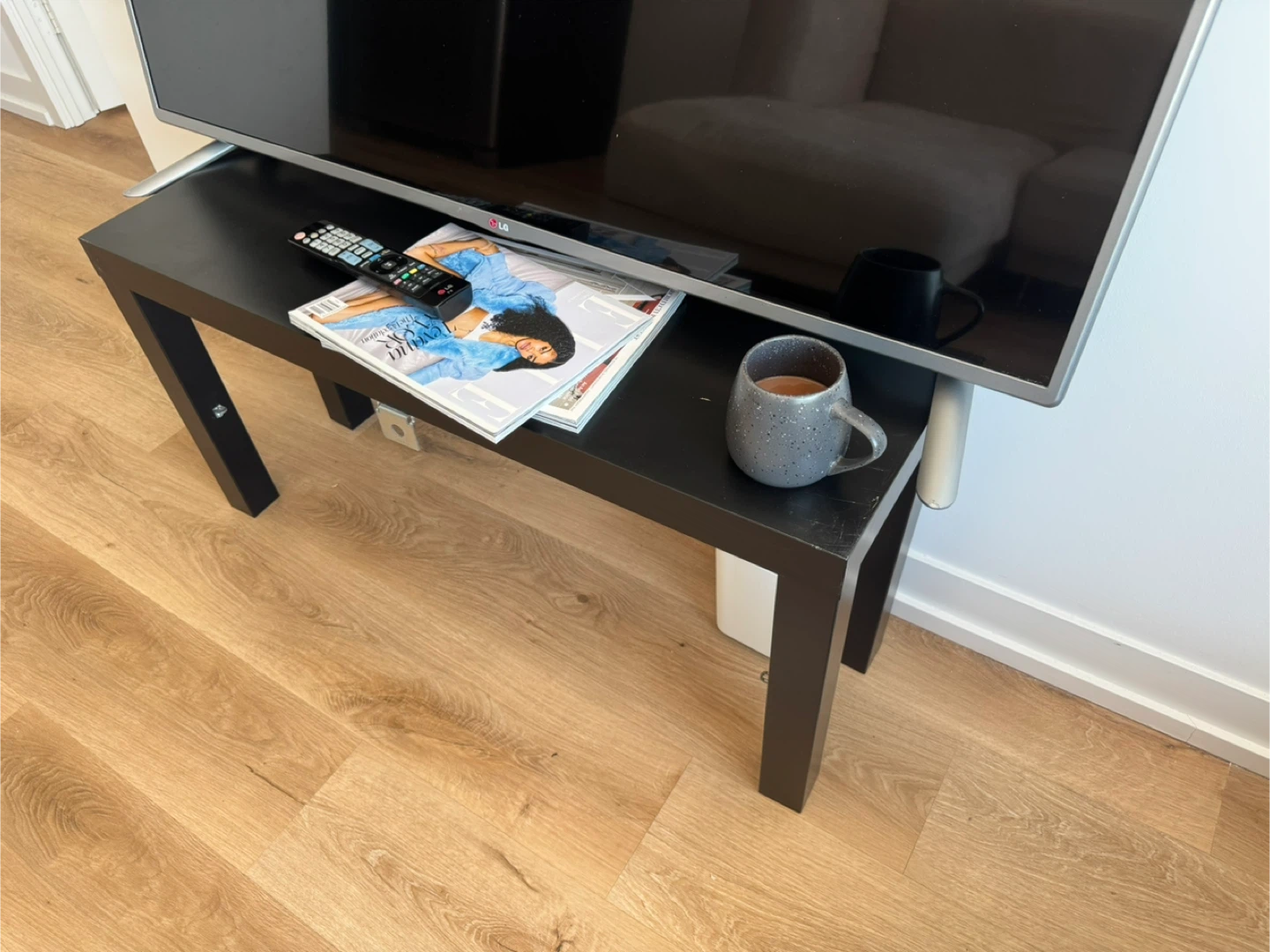 Black TV Stand Table - photo 2