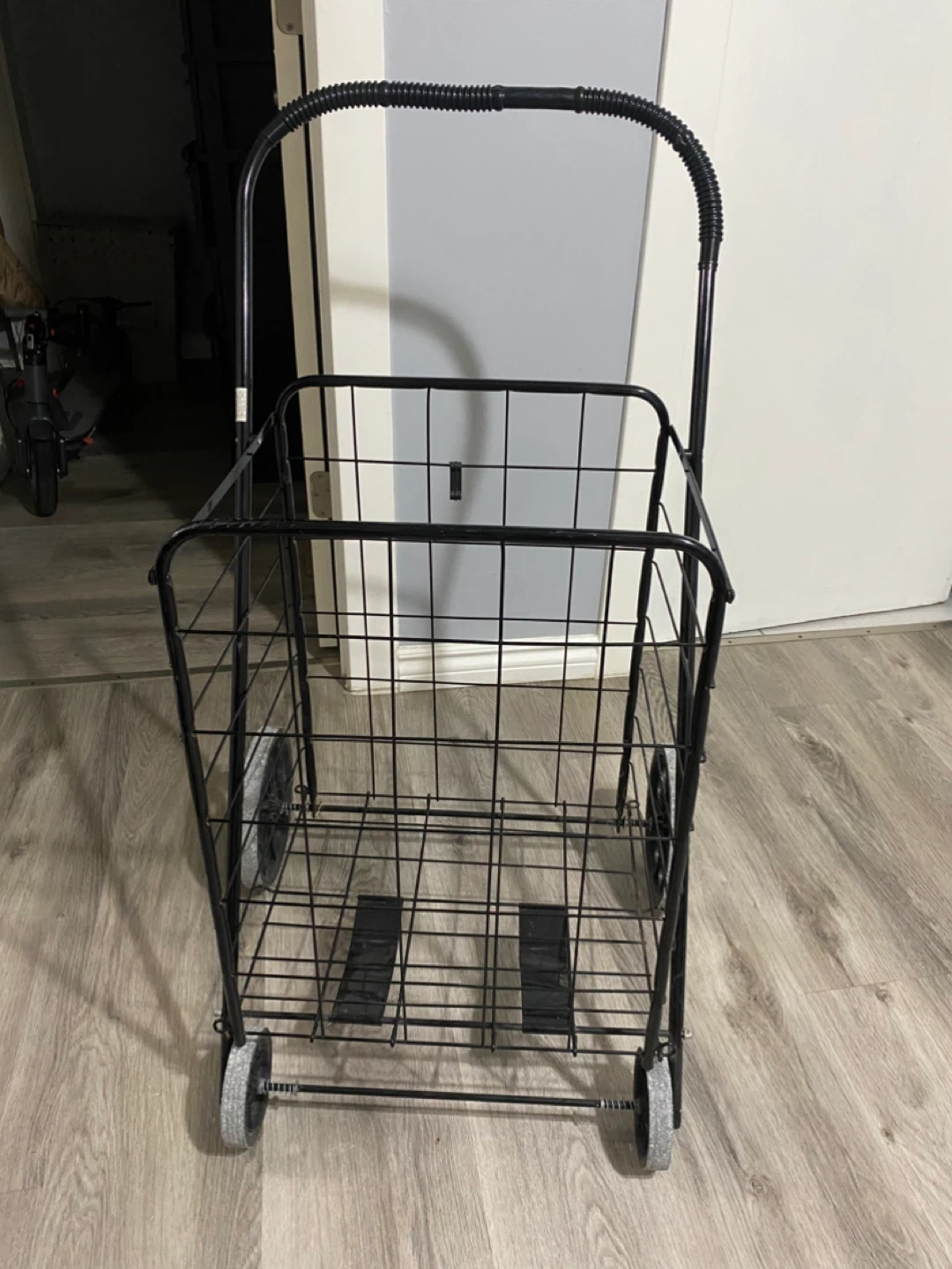 Black Wire Shopping Cart - photo 3