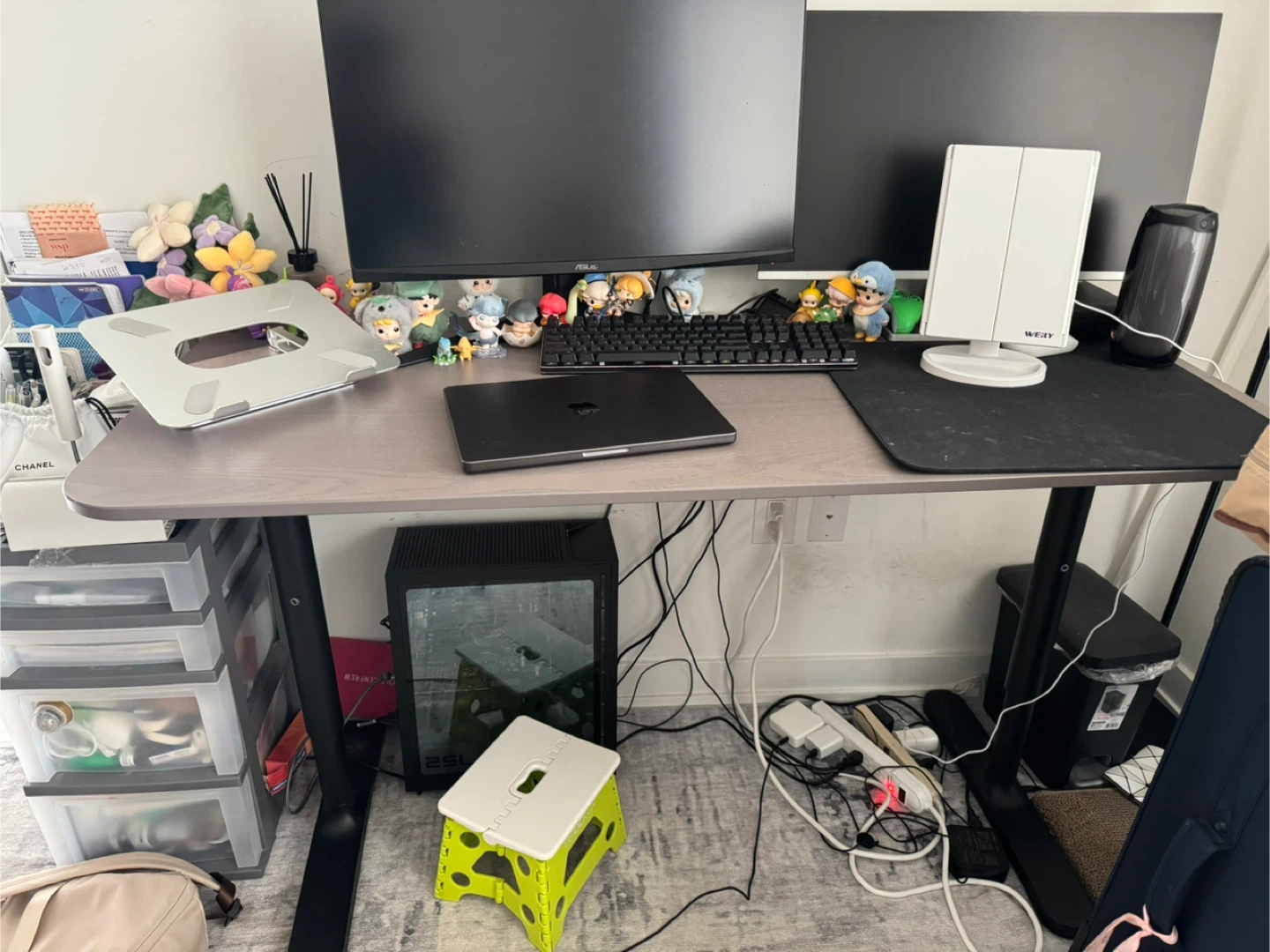 Adjustable Standing Desk - photo 2
