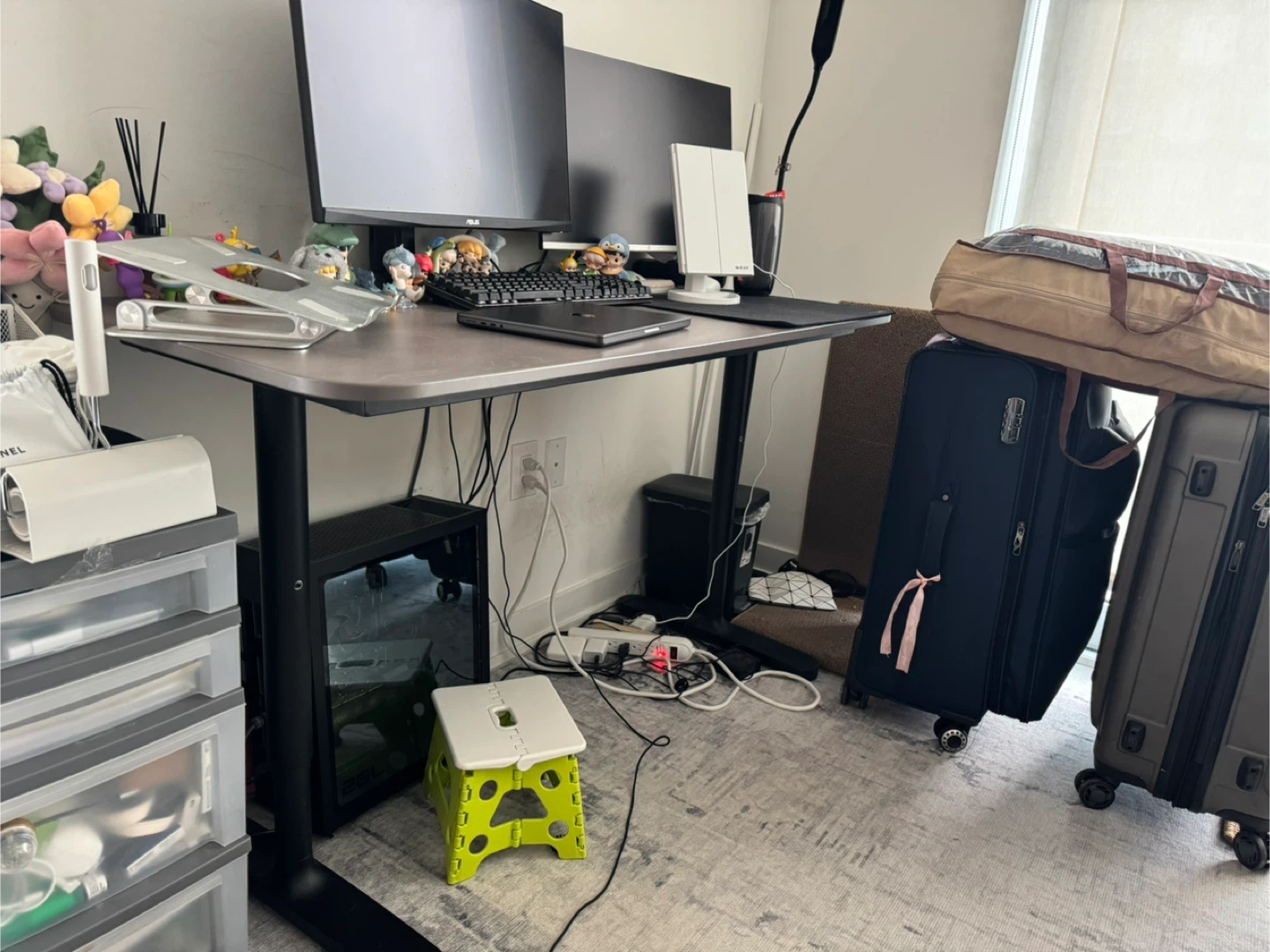 Adjustable Standing Desk - photo 3