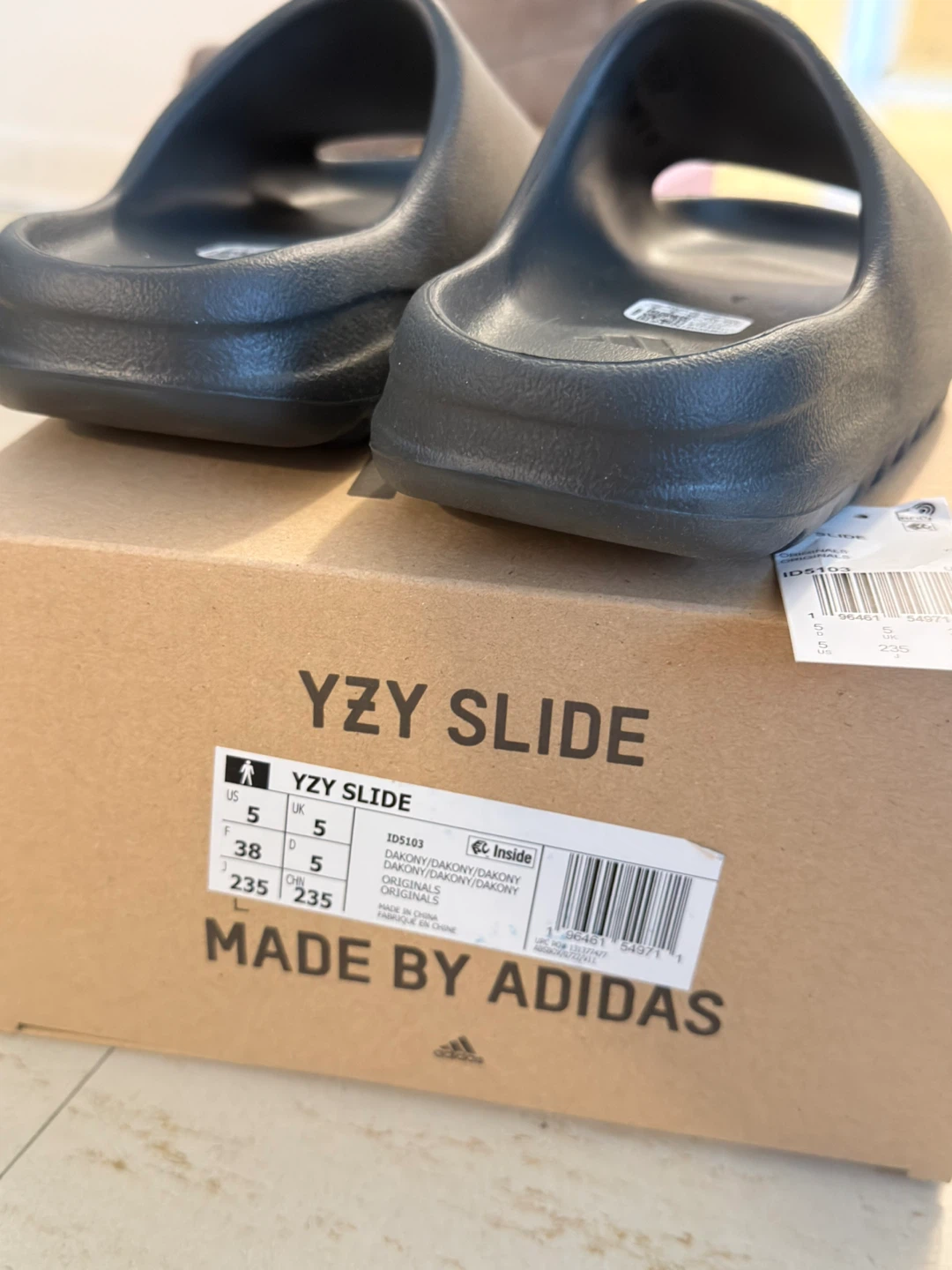 Adidas Yeezy Slide Dark Onyx - photo 3