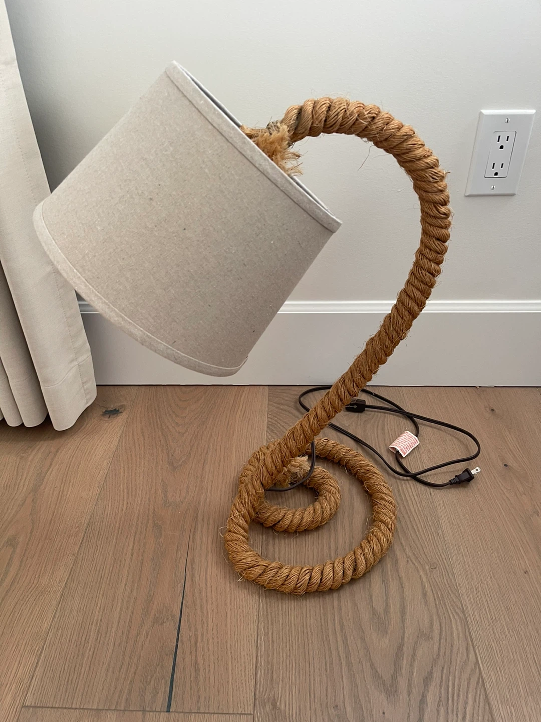 J. Hunt "Seaside" Rope Table Lamp - photo 3