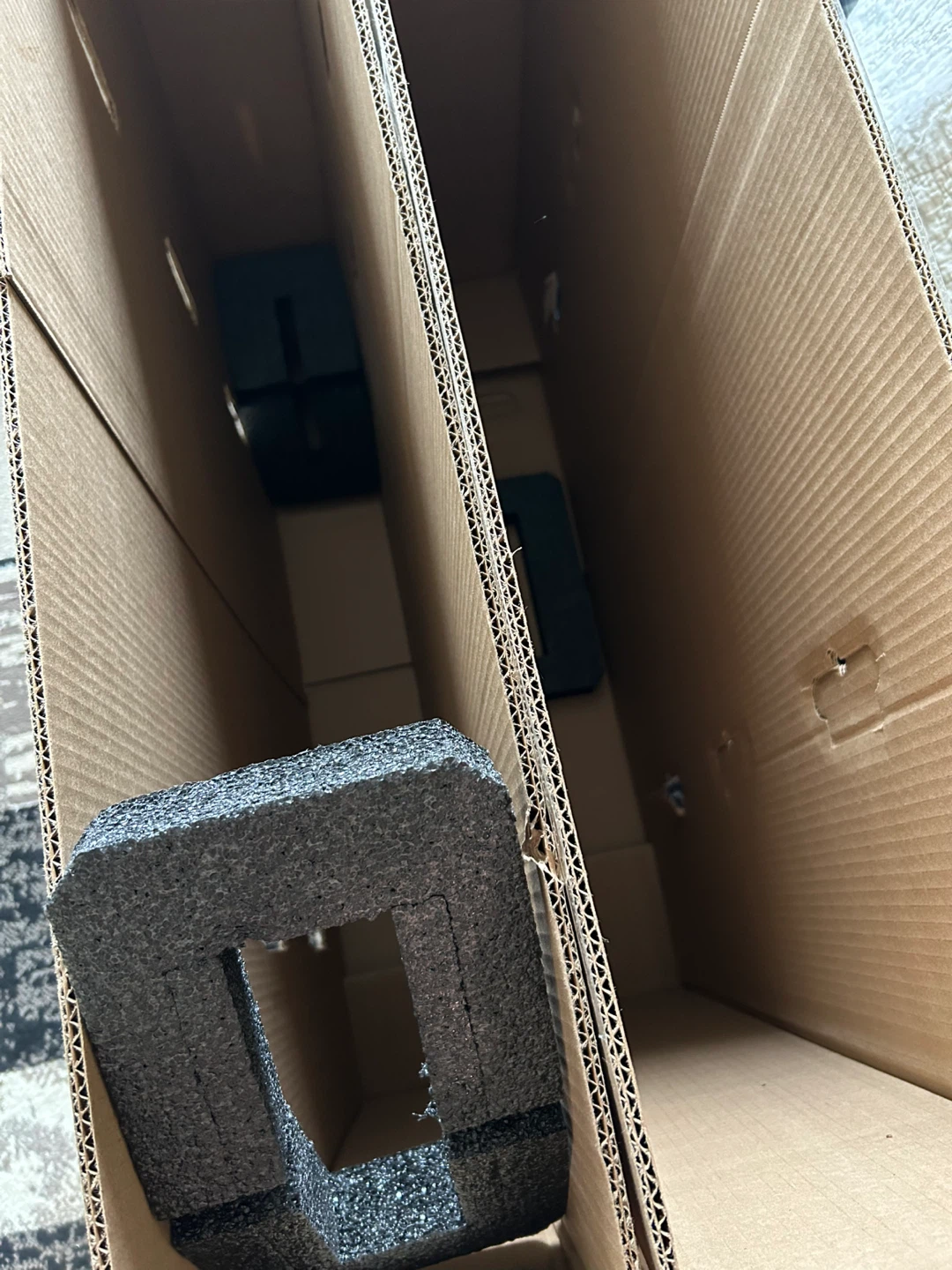 U-Haul Expandable TV Packing Kit for Screens up to 70" - photo 5