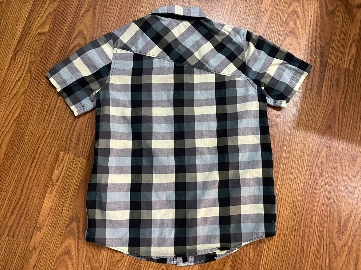 Shaun White boys’ medium plaid short sleeve shirt, black grey - photo 5