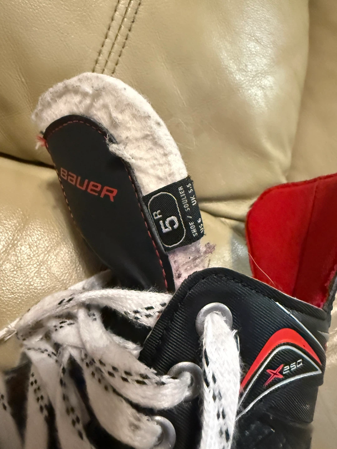Bauer Vapor X250 Hockey Skates Youth size 5 - photo 5