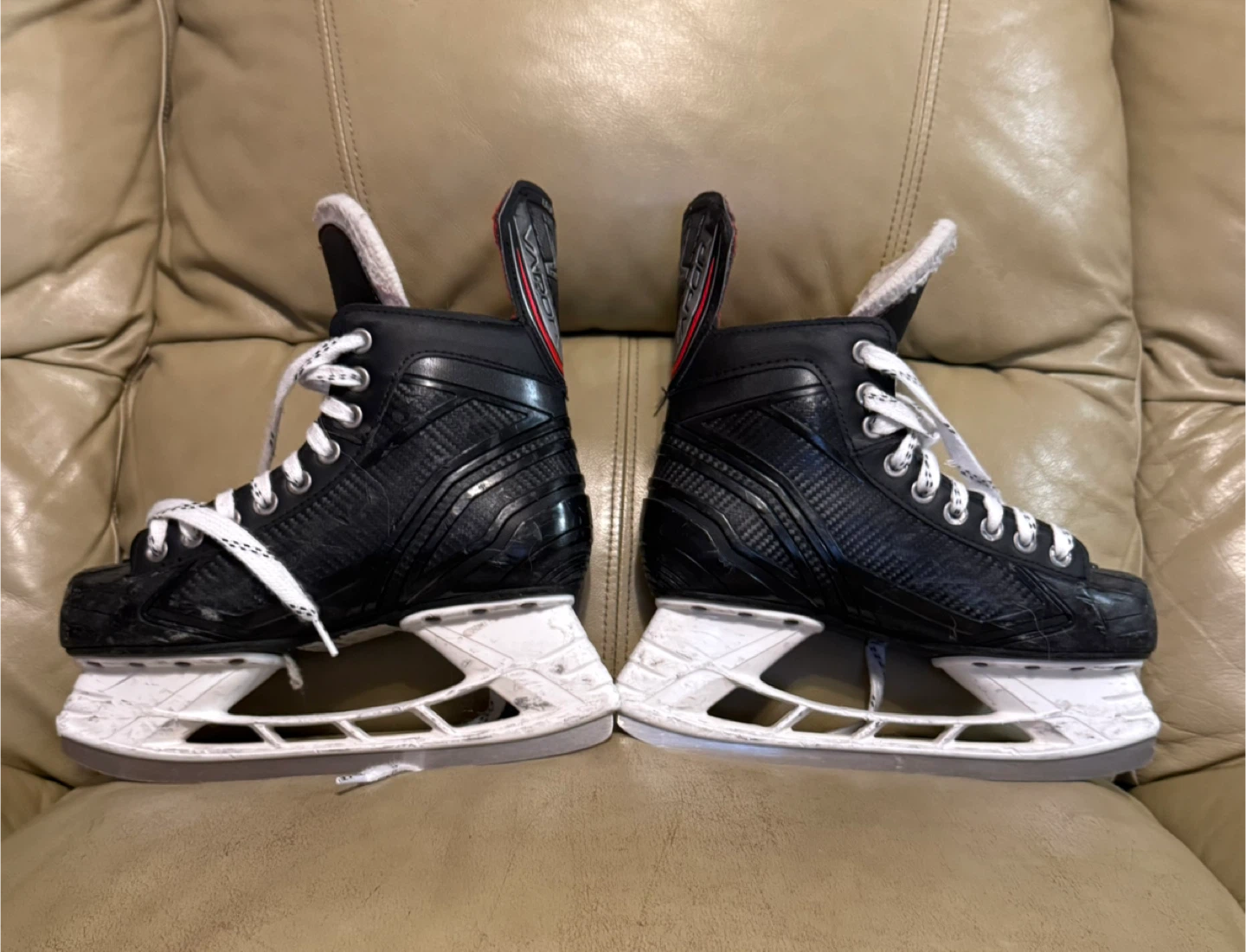 Bauer Vapor X250 Hockey Skates Youth size 5 - photo 2