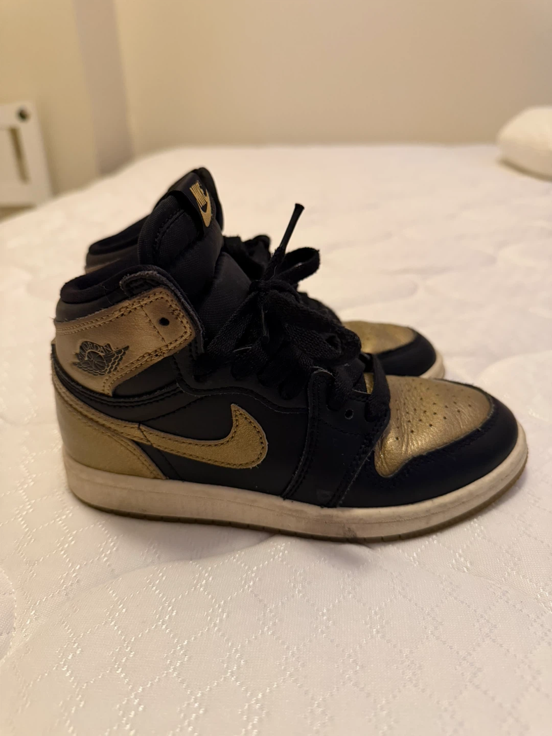 Nike Air Jordan 1 High Top Sneakers - Black & Gold - photo 4