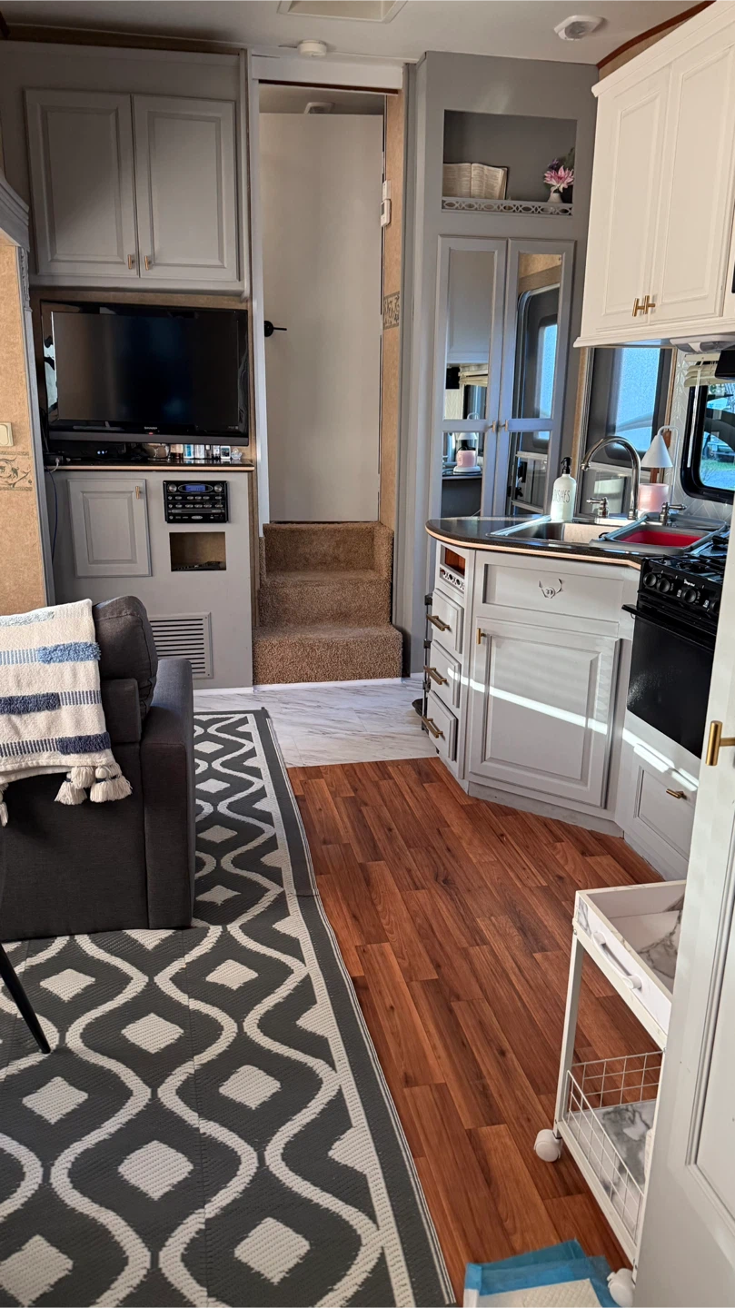Rv trailer - photo 5