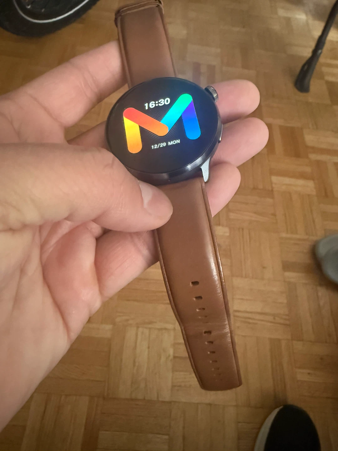 Smartwatch with Brown Leather Strap - photo 2