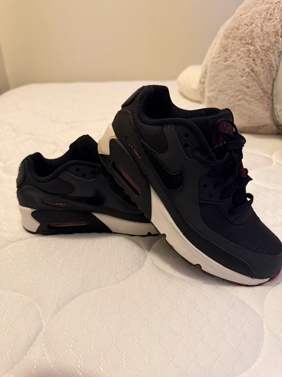 Nike Air Max 90 Shoes - Black & Red - photo 4