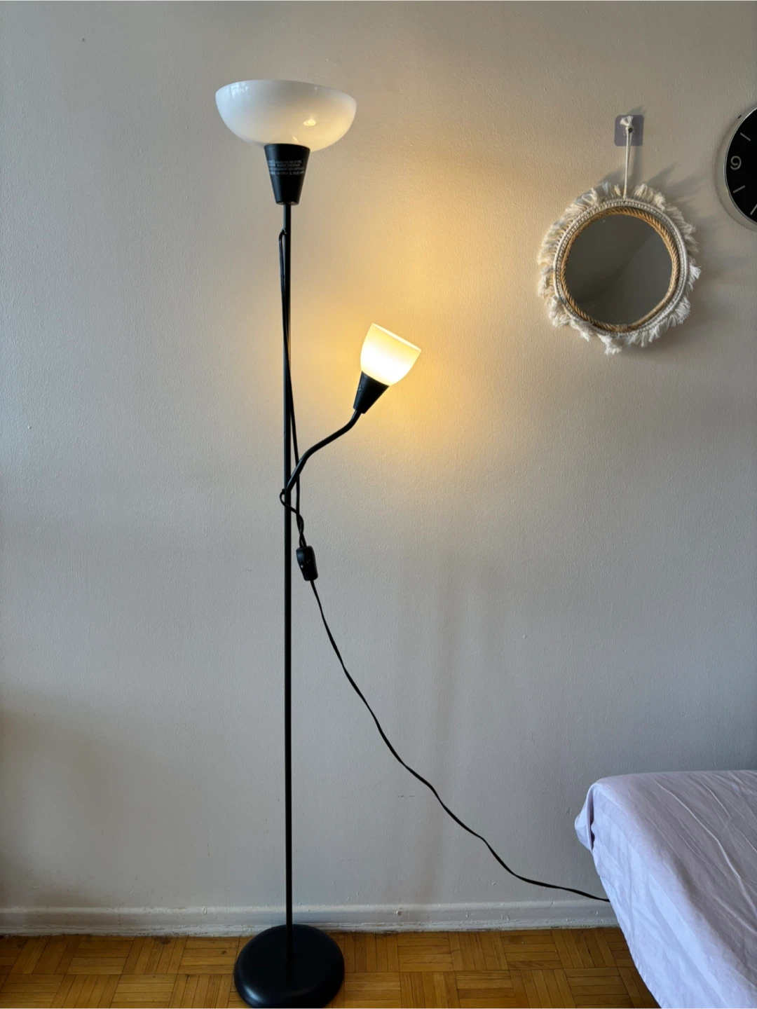 2 items: Black Double Head Floor Lamp + single white light lamp - photo 2
