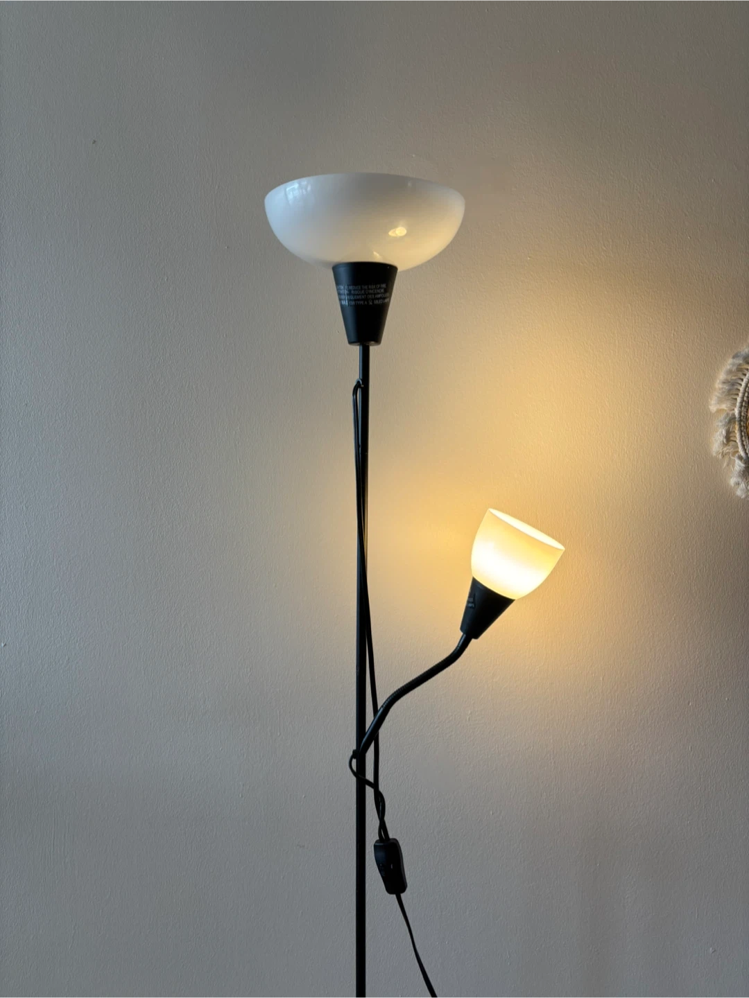 2 items: Black Double Head Floor Lamp + single white light lamp - photo 3