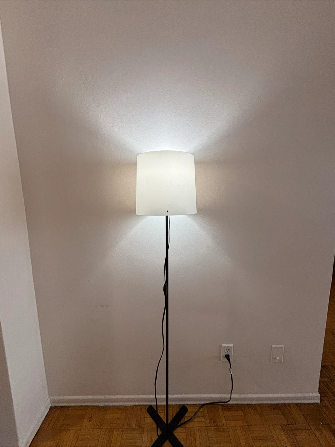 2 items: Black Double Head Floor Lamp + single white light lamp - photo 4