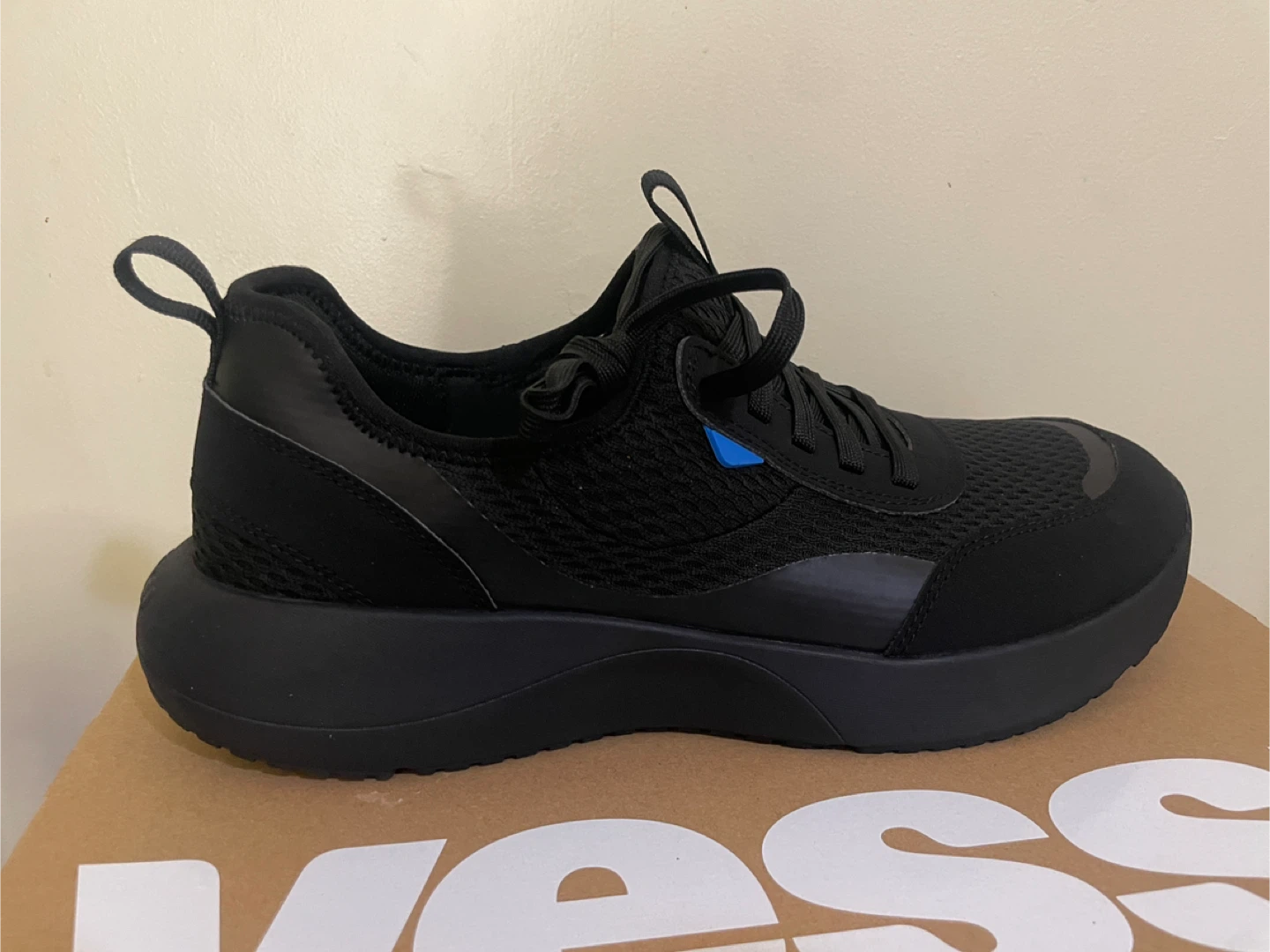 Vessi Pacific Sneaker - Black - Men's 11.5