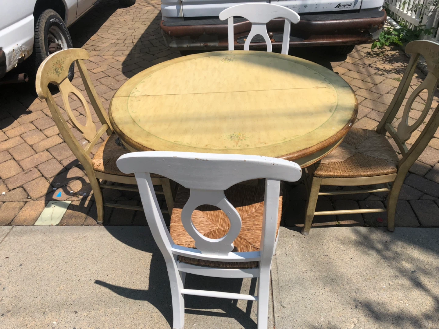Round Pedestal Dining Table with 4 Chairs - photo 2