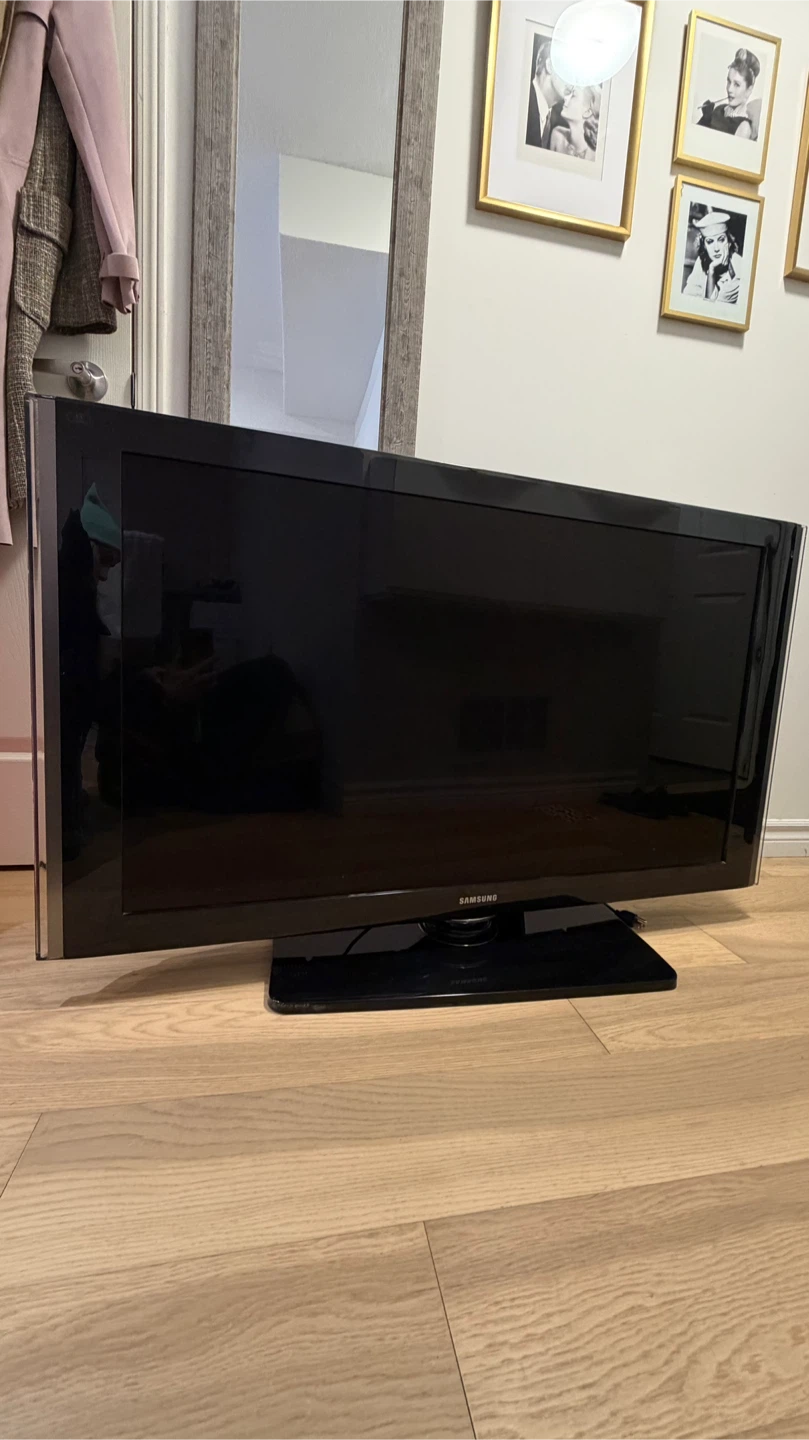 Samsung 46" HD Television