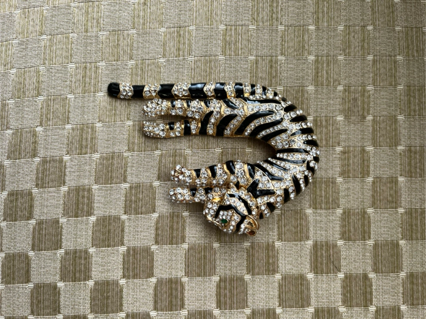 Crystal Encrusted Tiger Brooch - photo 2