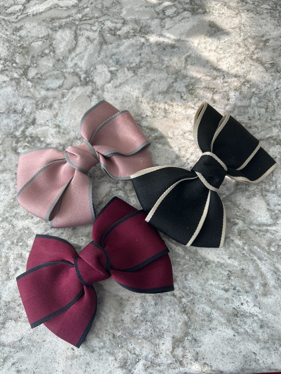 Assorted bow hair clip