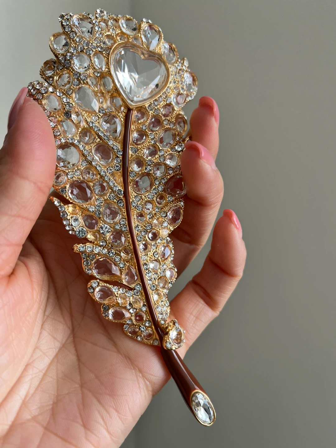 Feather Brooch with Heart-Shaped Crystal - photo 2