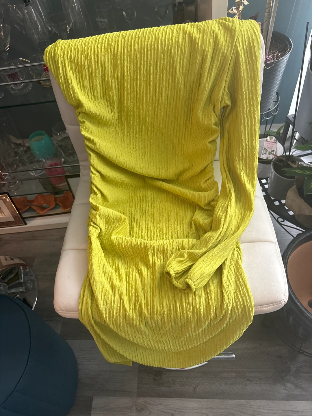 Lime Green Ruched Long Sleeve Dress - photo 2