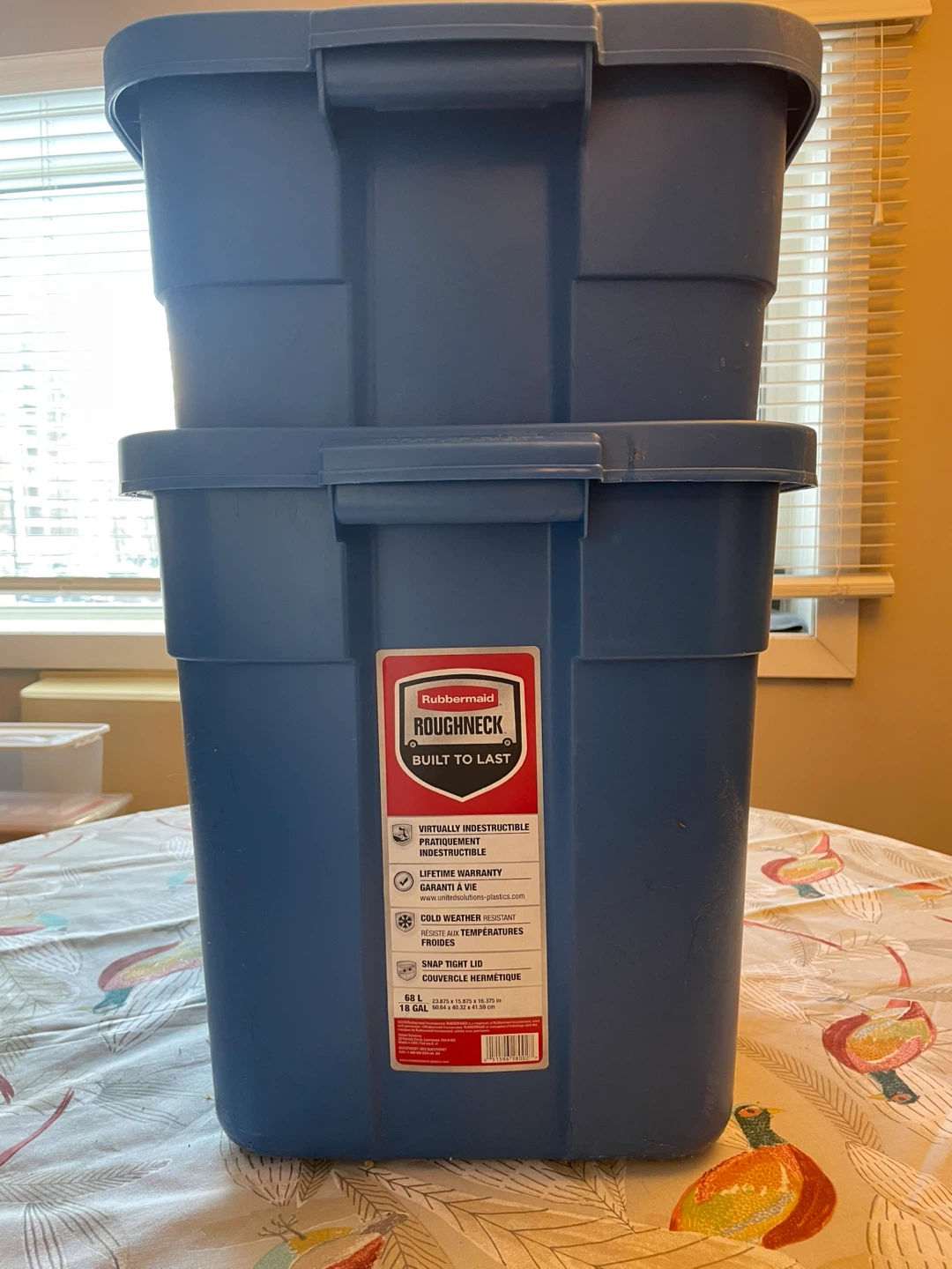 Rubbermaid Storage Containers bundle of 2 - photo 2
