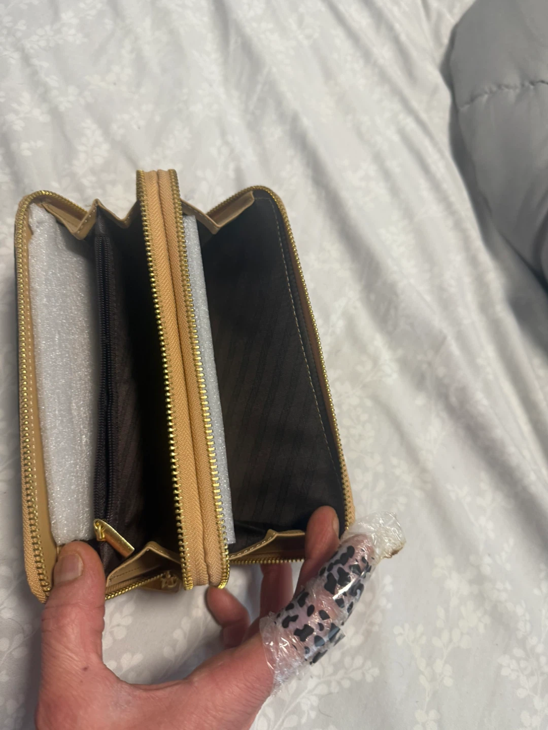 Women's Zip Around Wallet - photo 3