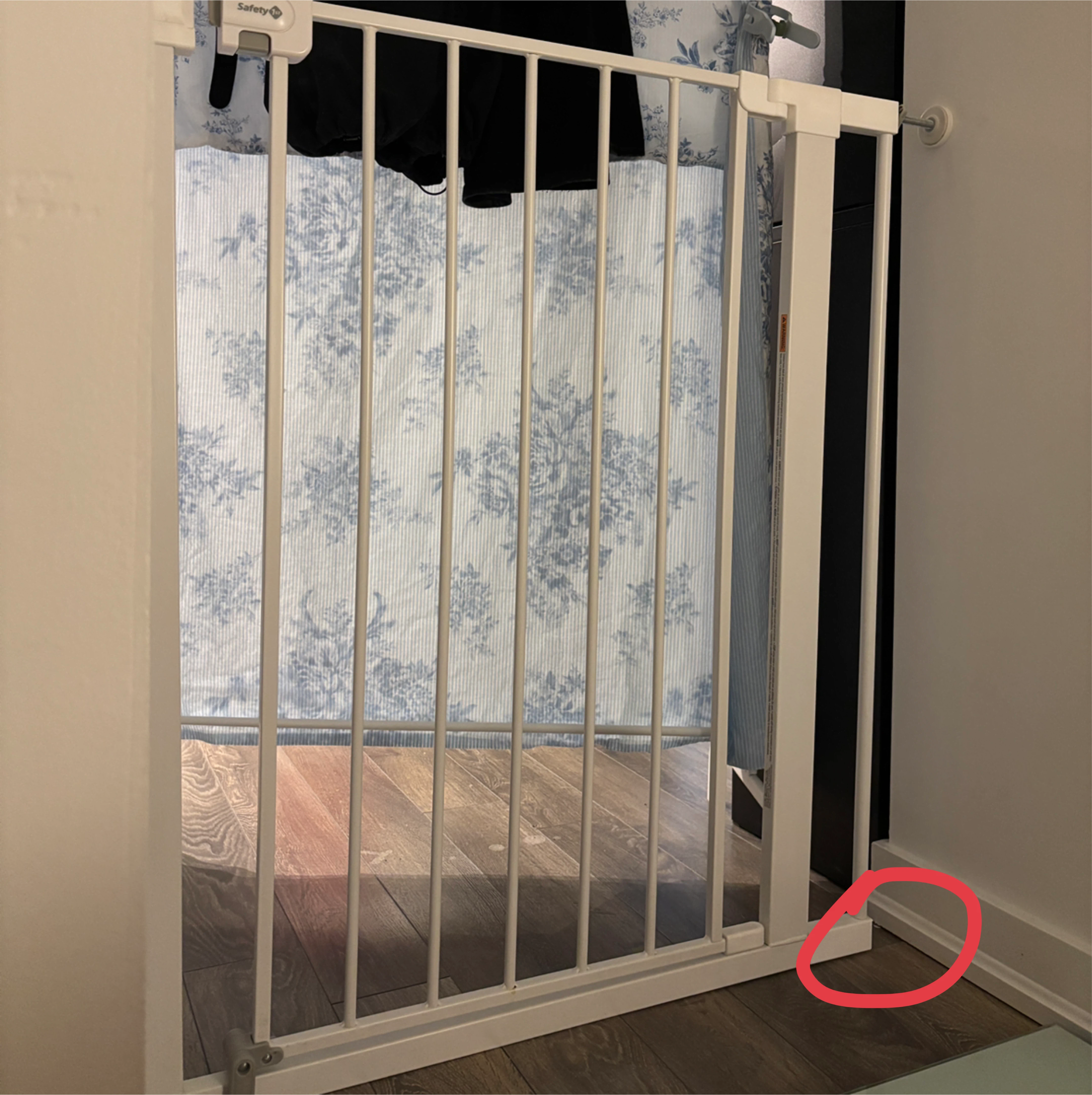 Pet Safety Guard Door - photo 2