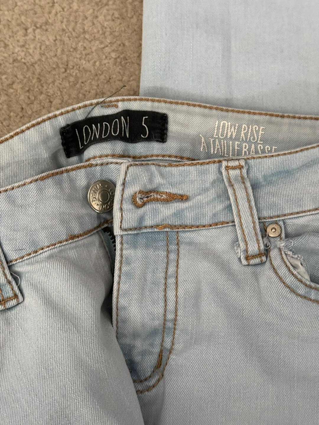 London 5 Low Rise Jeans Light Blue