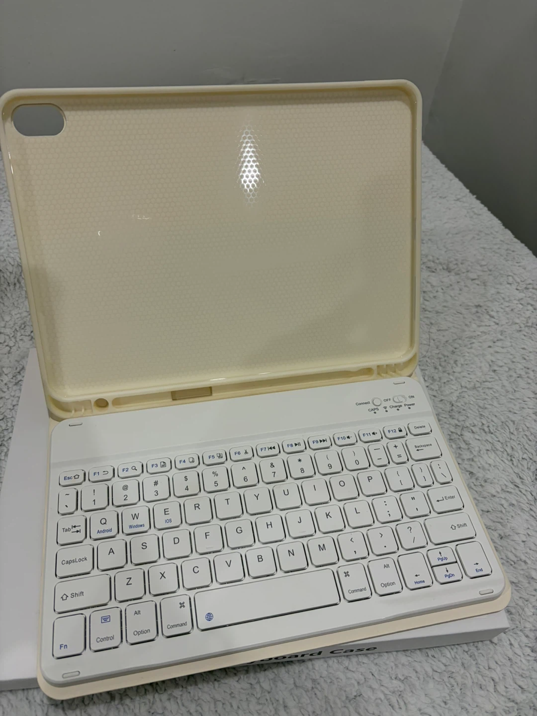 iPad Air 11 inch (M3/M2) Wireless Keyboard CasePad