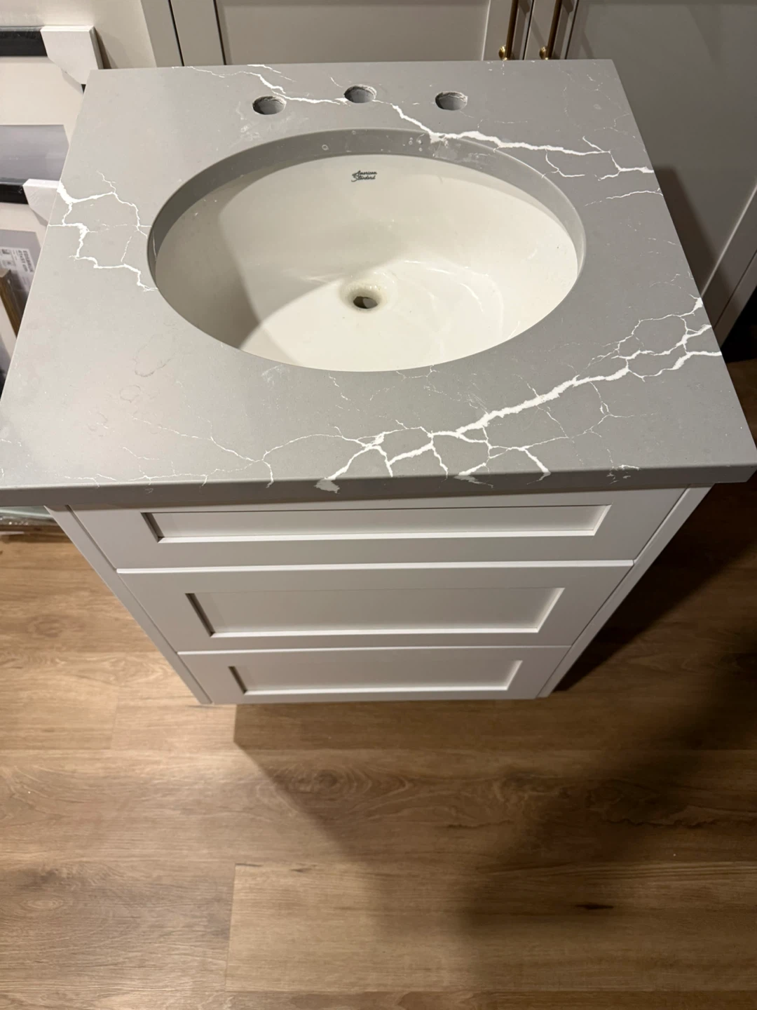 New 24” vanity