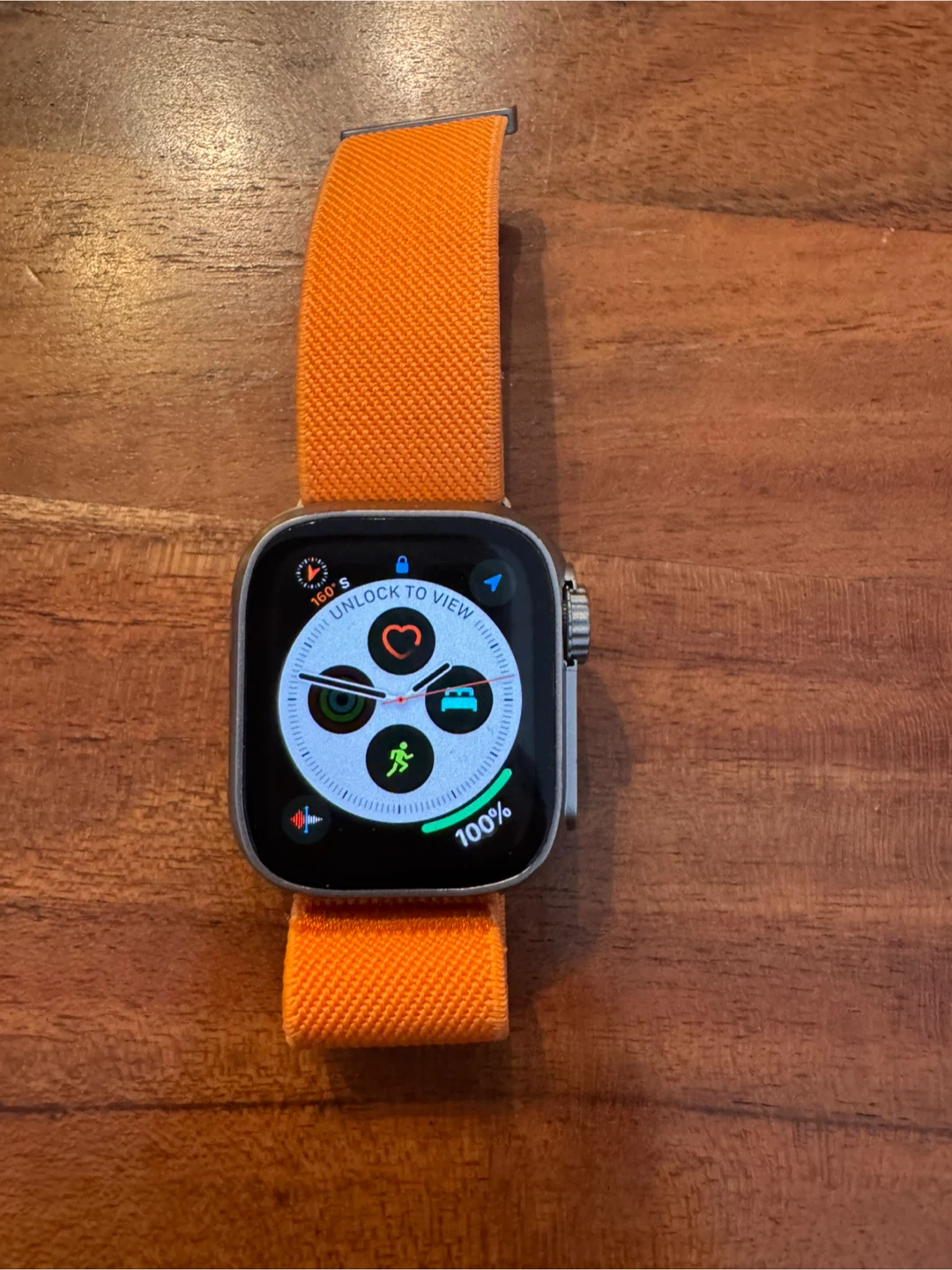 Apple Watch 5 40mm with 4 Bands - photo 3