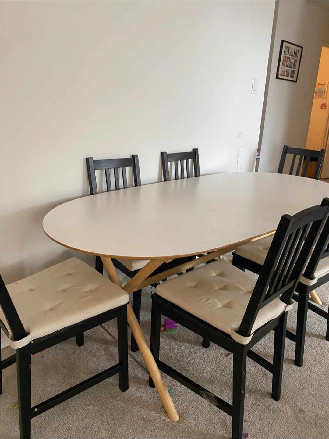 Oval Dining Table with 6 Chairs