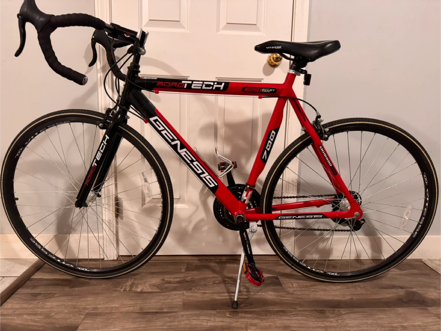 Genesis RoadTech 700c Road Bike