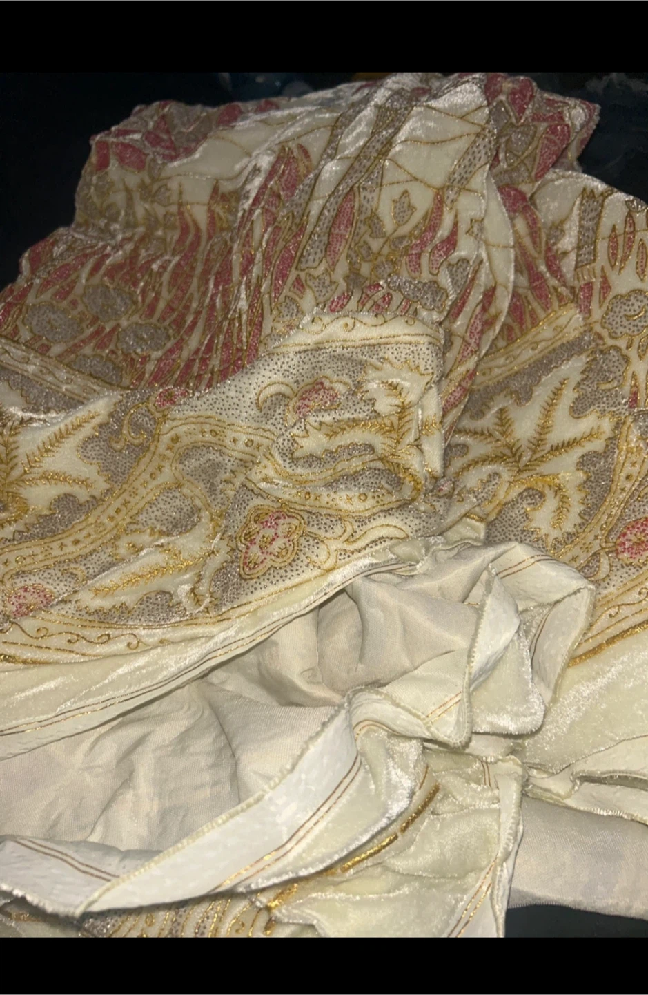 Cream Velour Fabric with Gold Embroidery - photo 3
