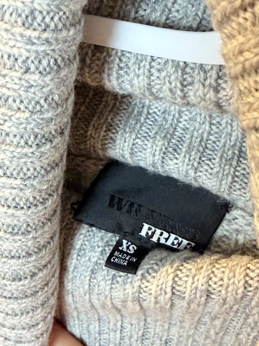 Aritzia Wilfred Sweaters for sale - photo 2