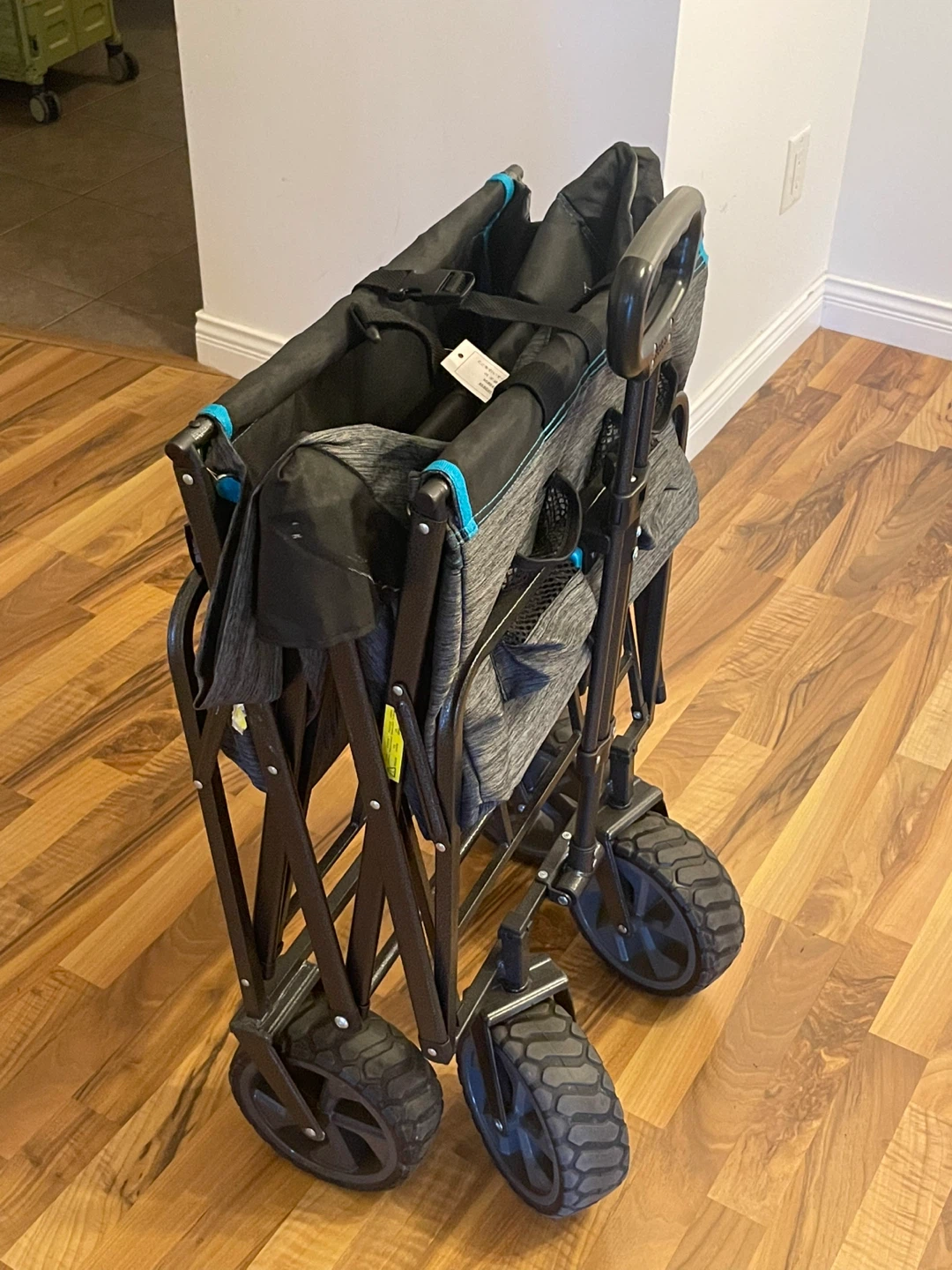 Mac Sport XL Folding Wagon with Brakes - photo 3