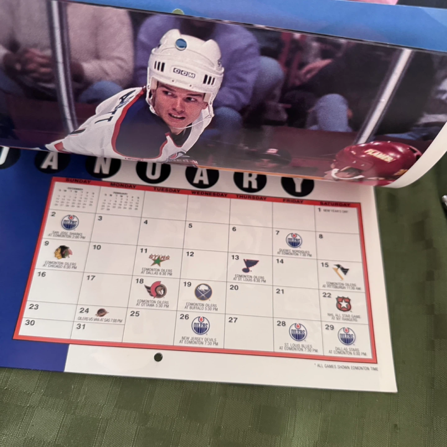 1993-1994 Edmonton Oilers Official Calendar - photo 5