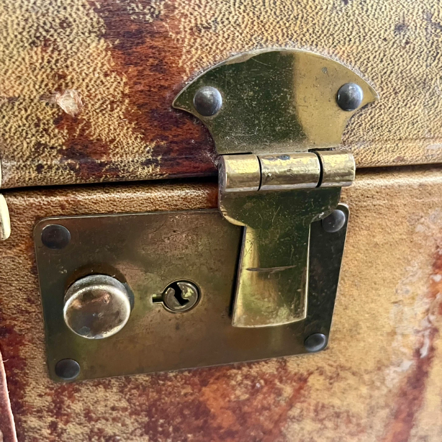 Pair of Vintage train cases - photo 3