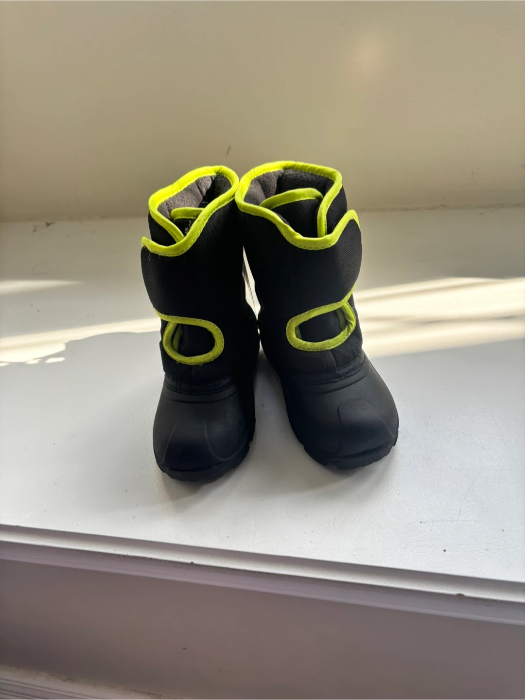 Kids' Winter Boots Size 7 - photo 4