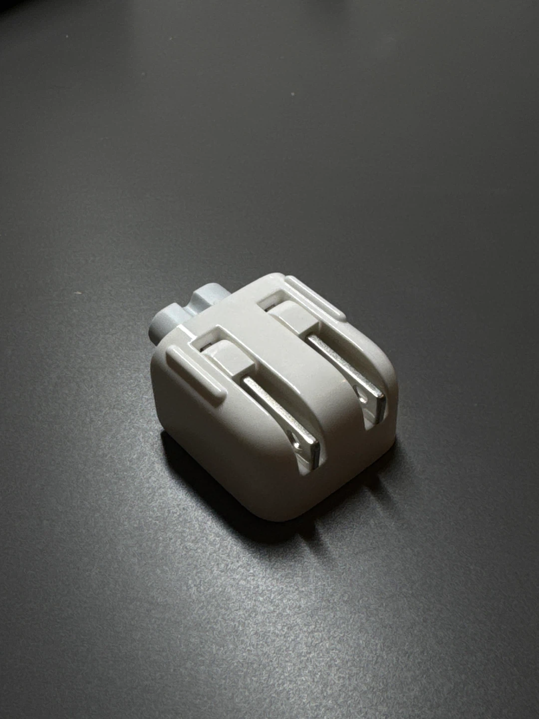 Apple A1655 M Power Adapter