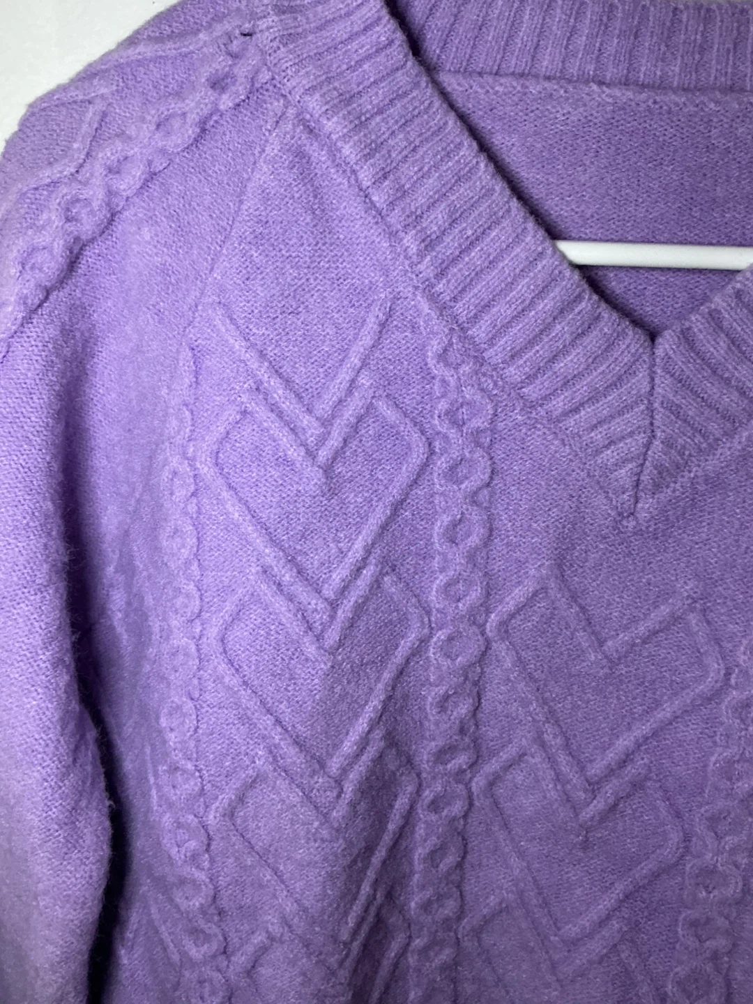 Purple V-Neck Cable Knit Cropped Sweater - photo 3