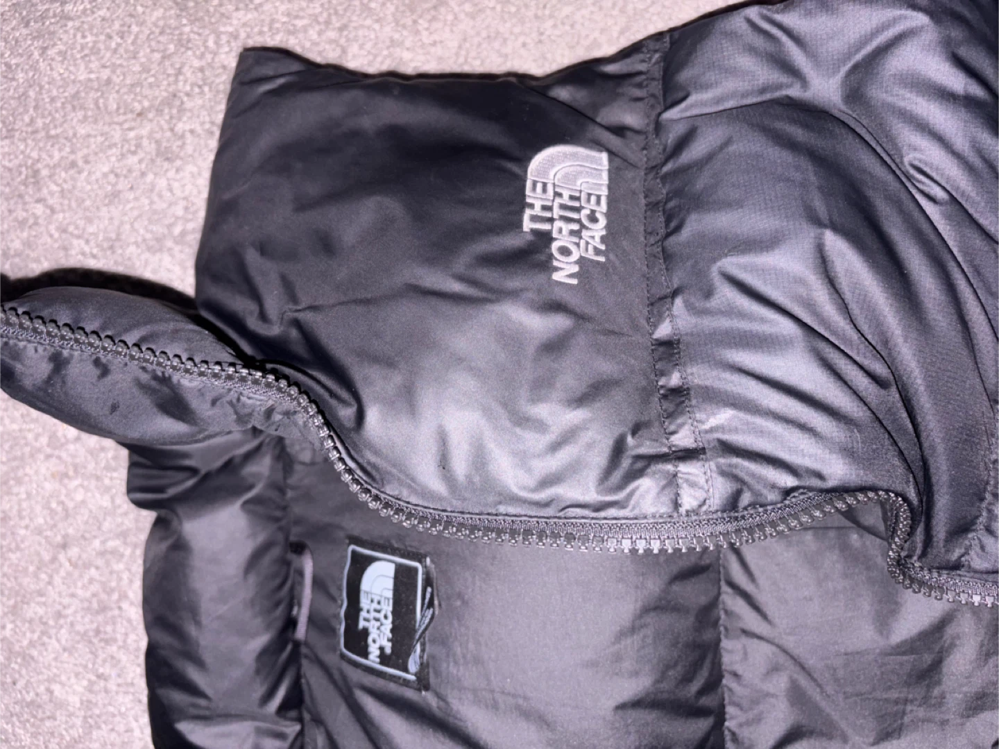 The North Face Puffer Vest - Men's M - photo 3